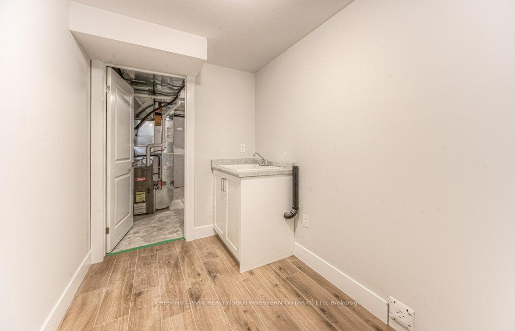 18 Second Avenue photo 22