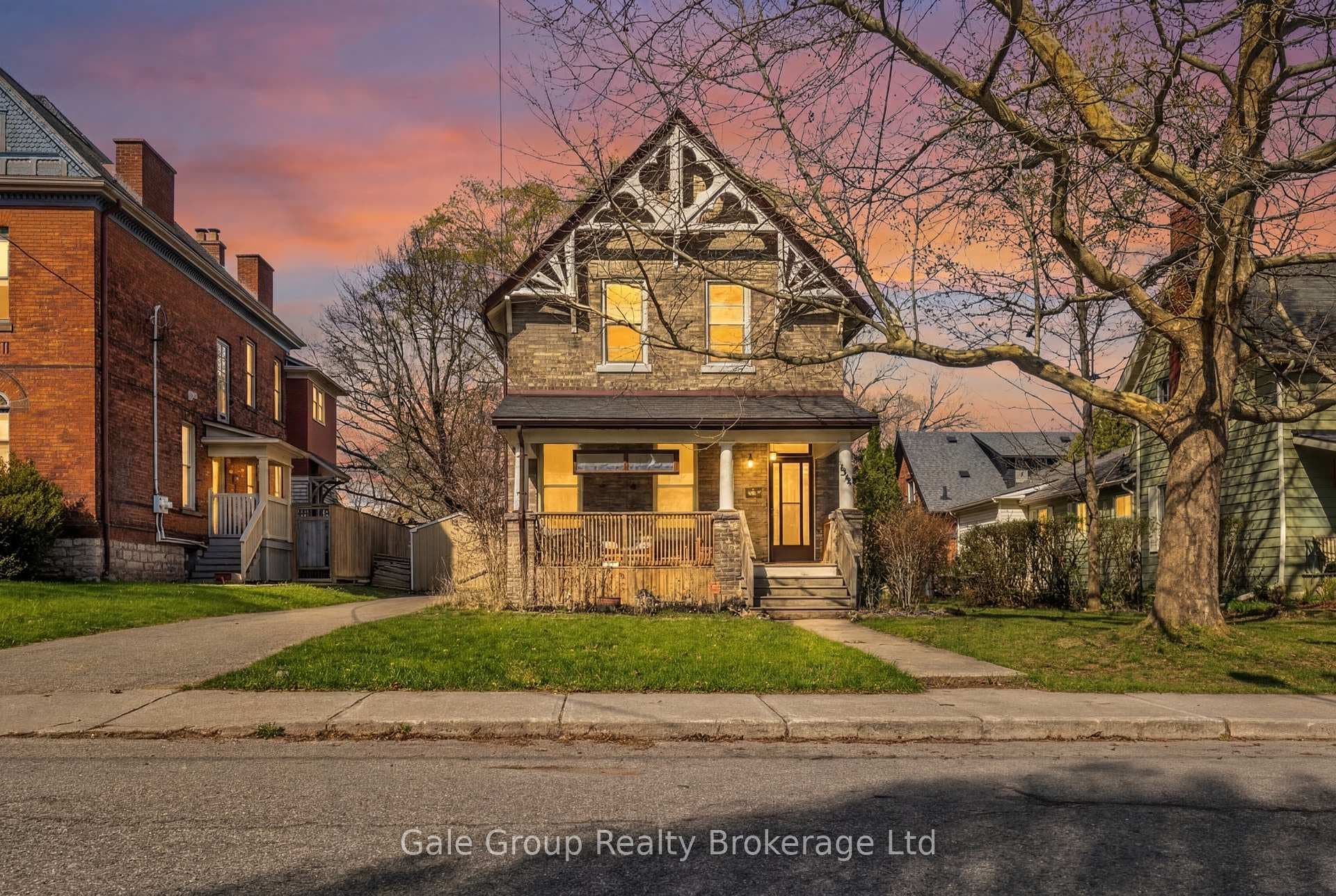 95 Riddell Street photo 1