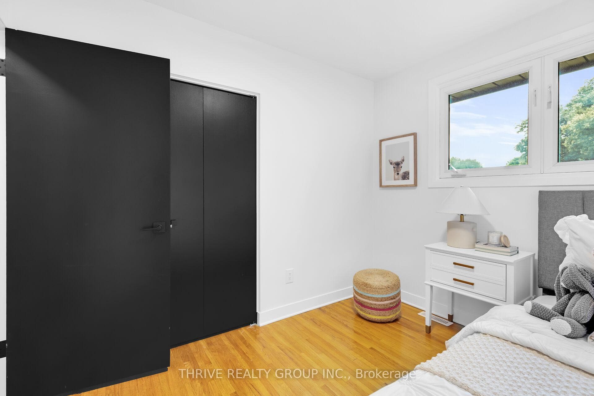 168 Wellesley Crescent photo 21