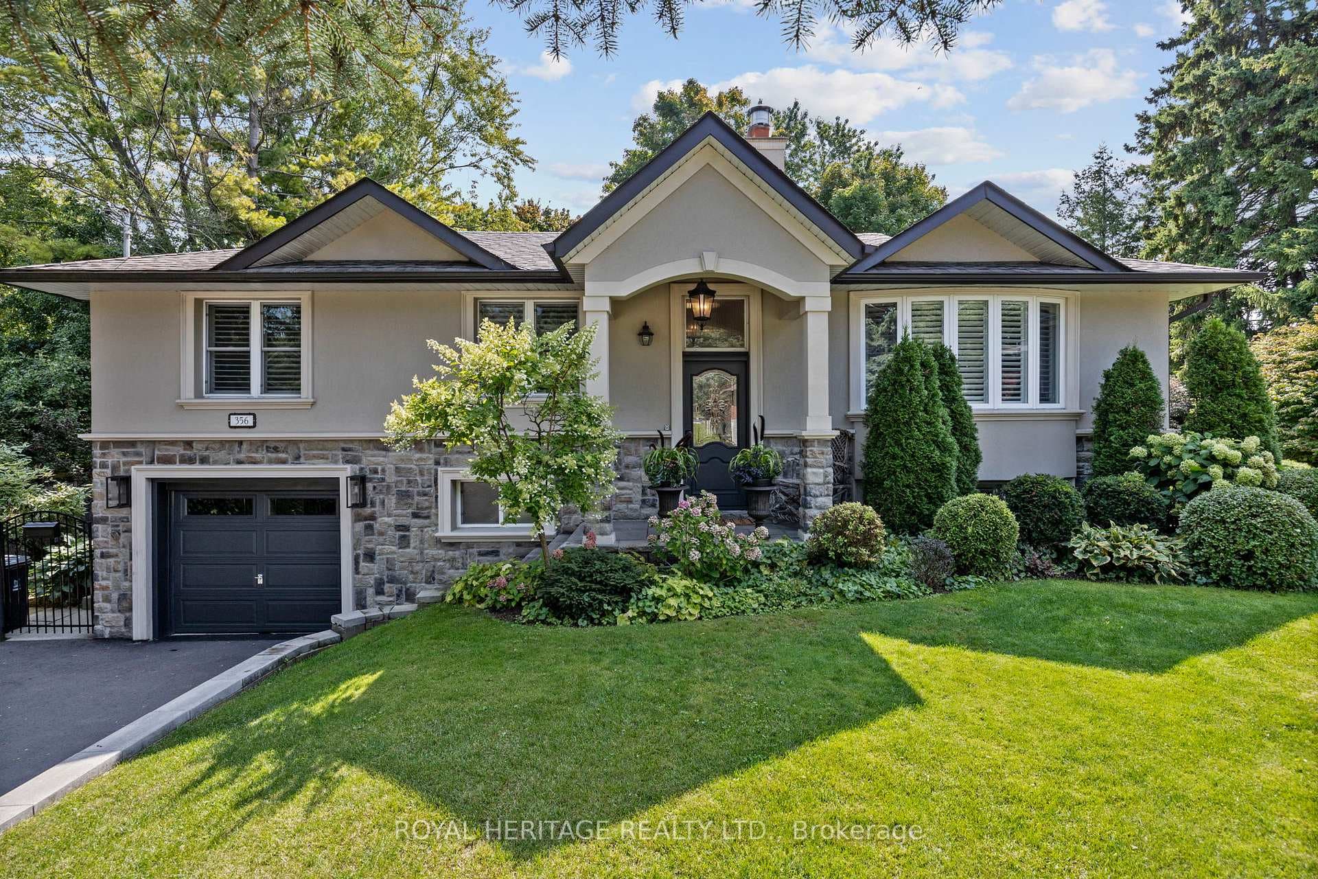356 King Arthurs Court photo 1