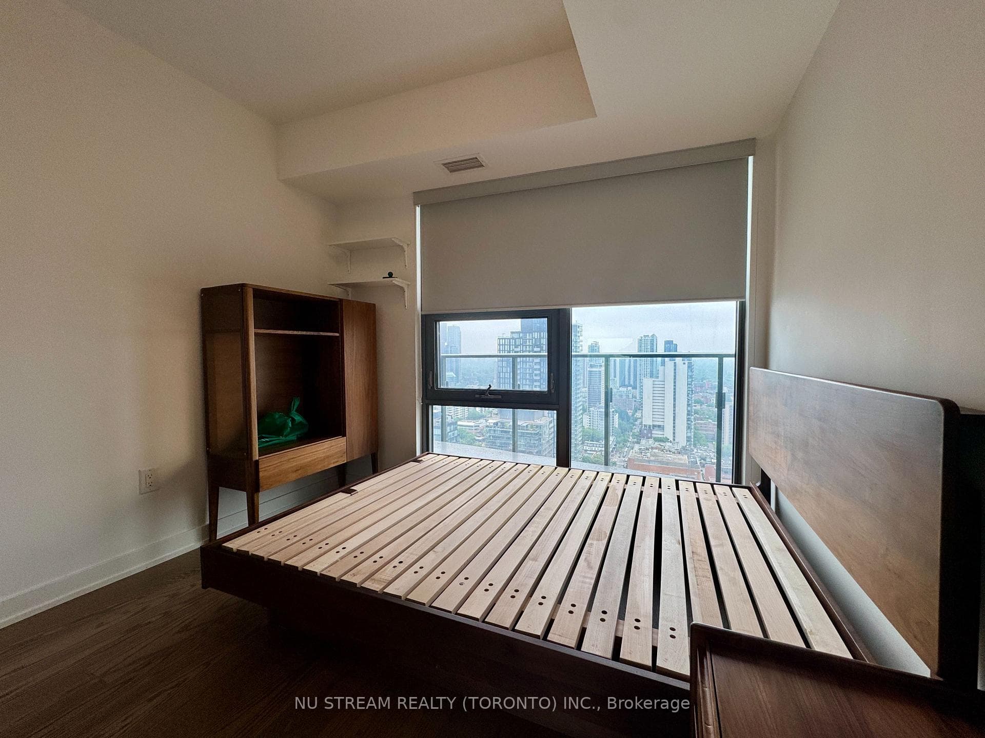 11 Wellesley Street Unit 3113 photo 10