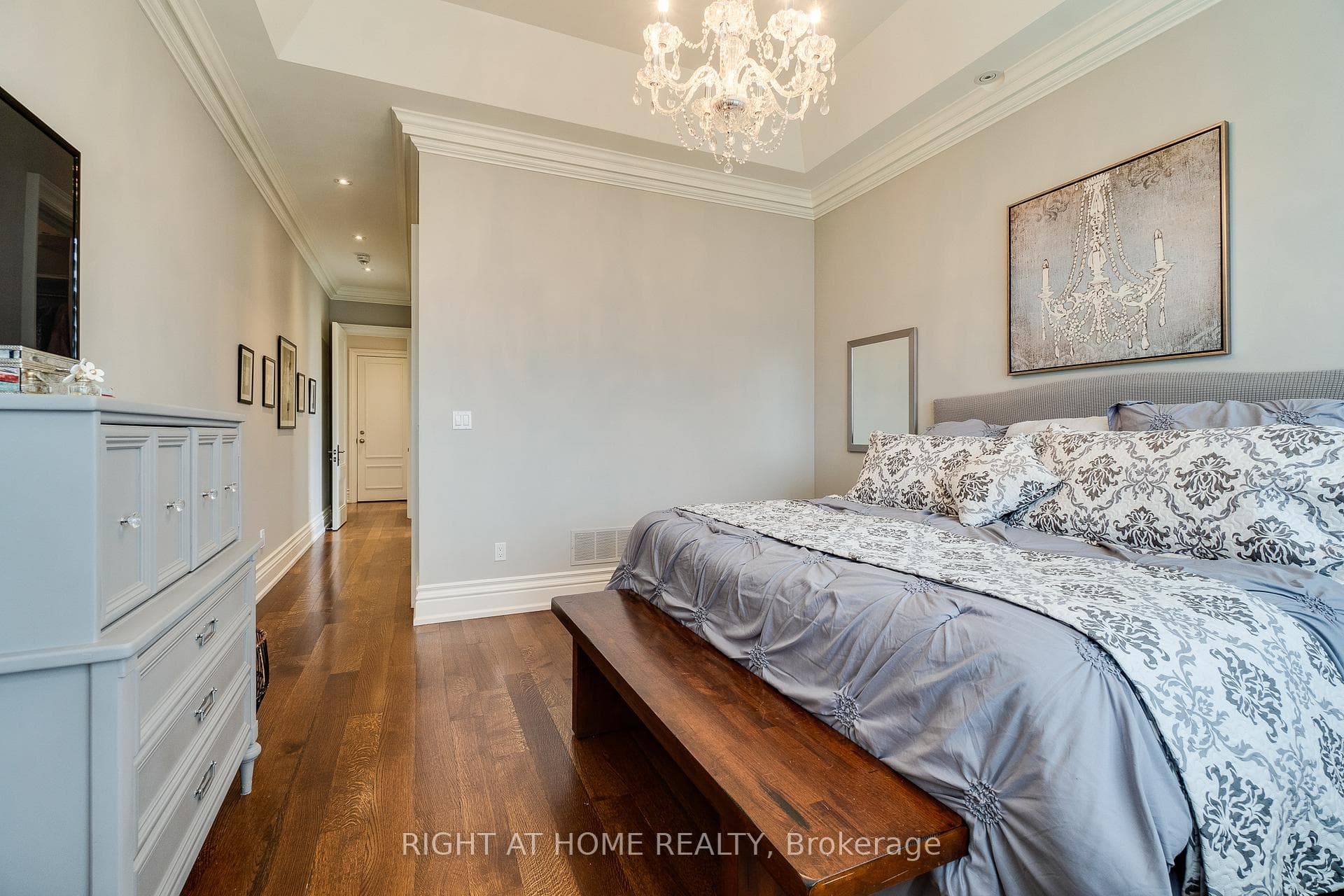 298 Felan Avenue photo 23