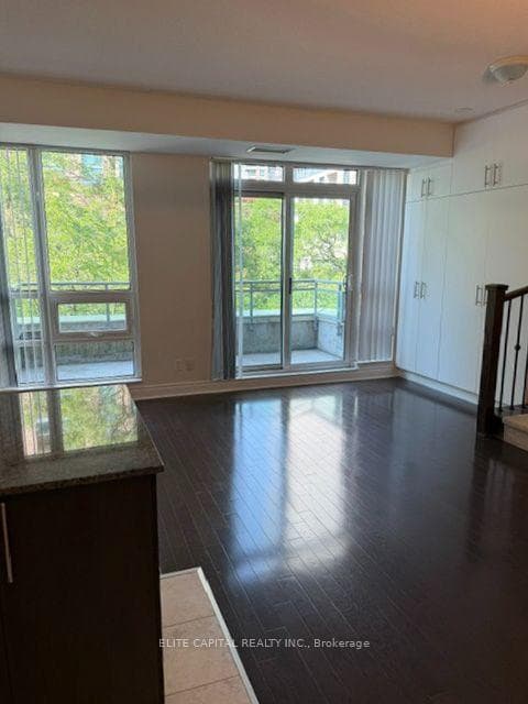 31 Olive Avenue Unit 203 photo 7