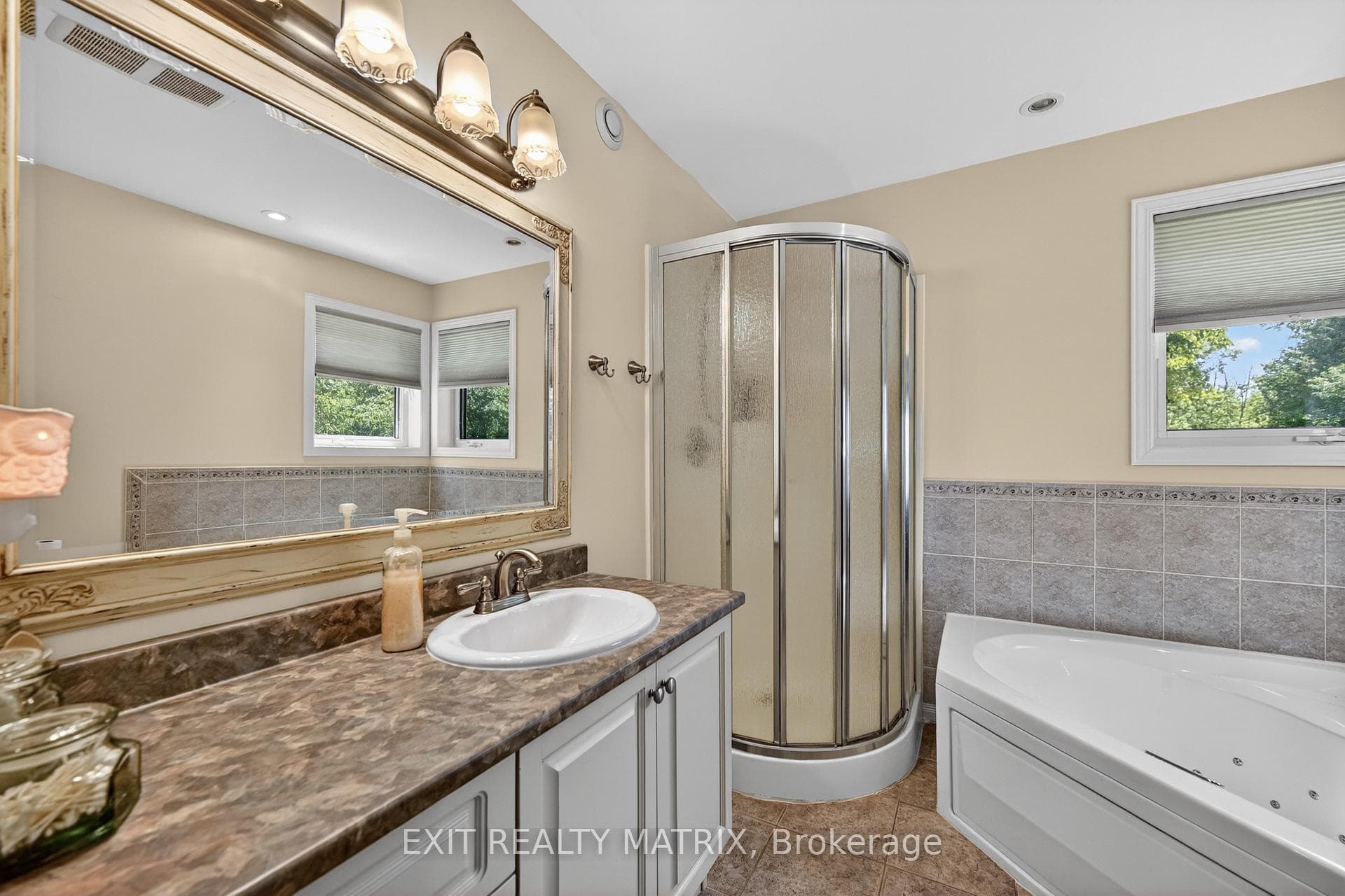 30 Cory Drive photo 27