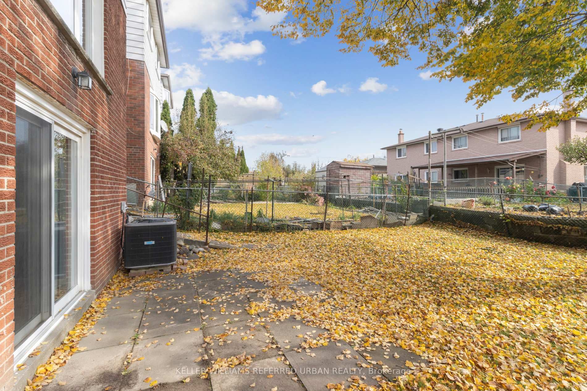 10 Nootka Crescent photo 33