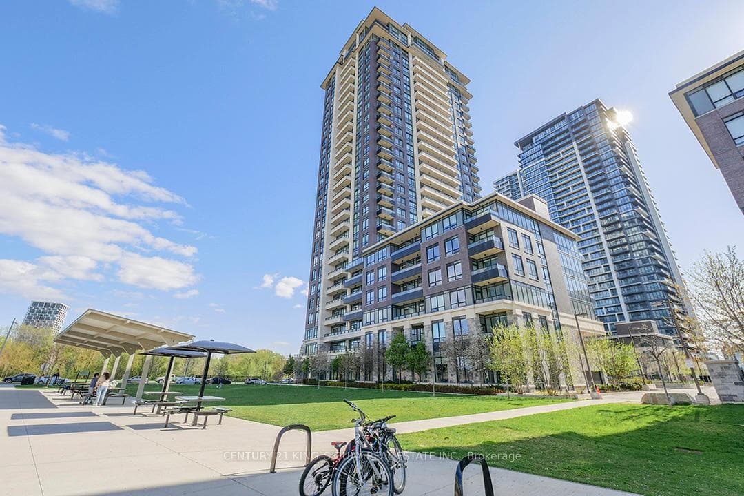 15 water walk Drive Unit 501 photo 42