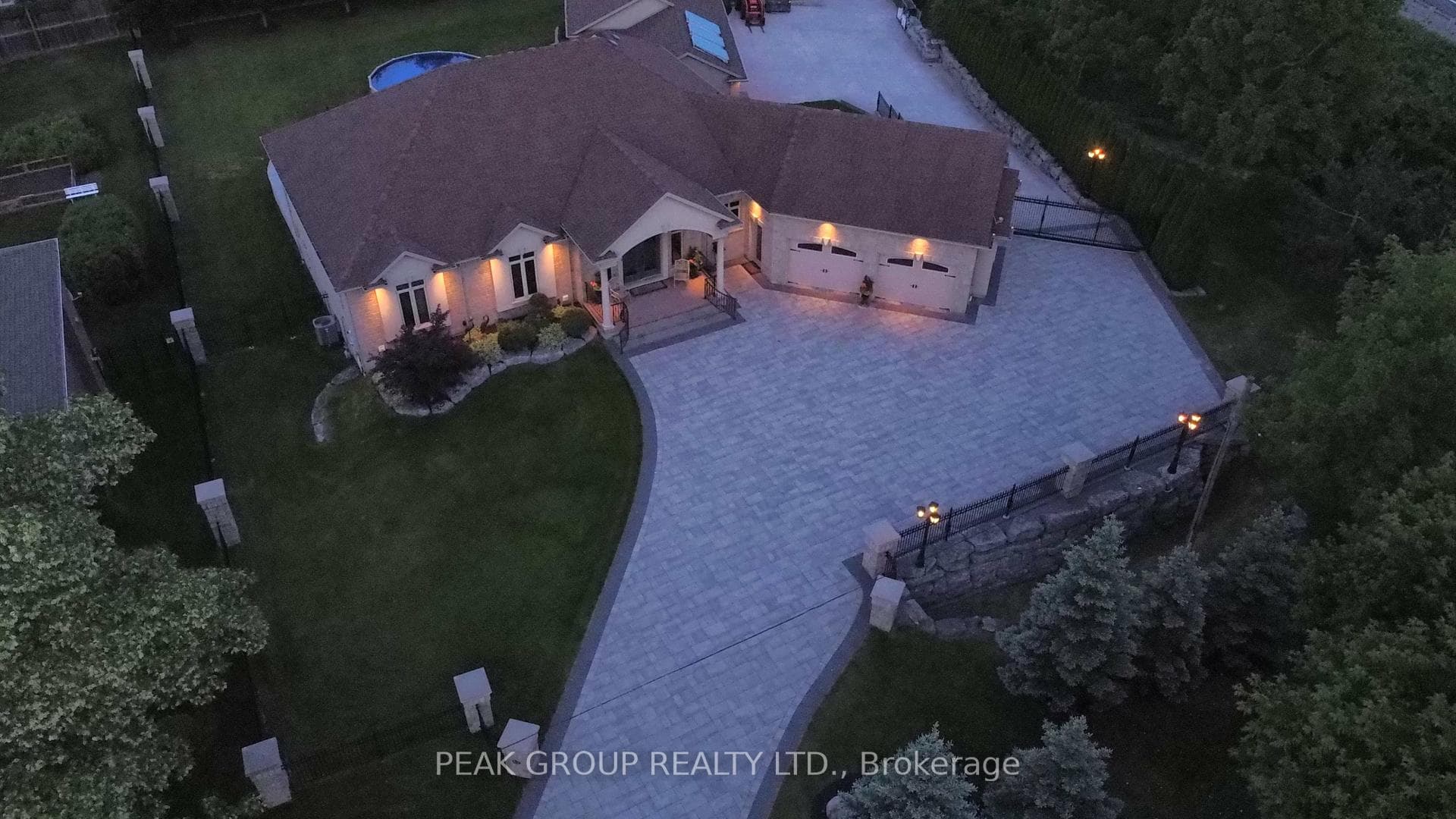 63 TANBARK Road photo 2