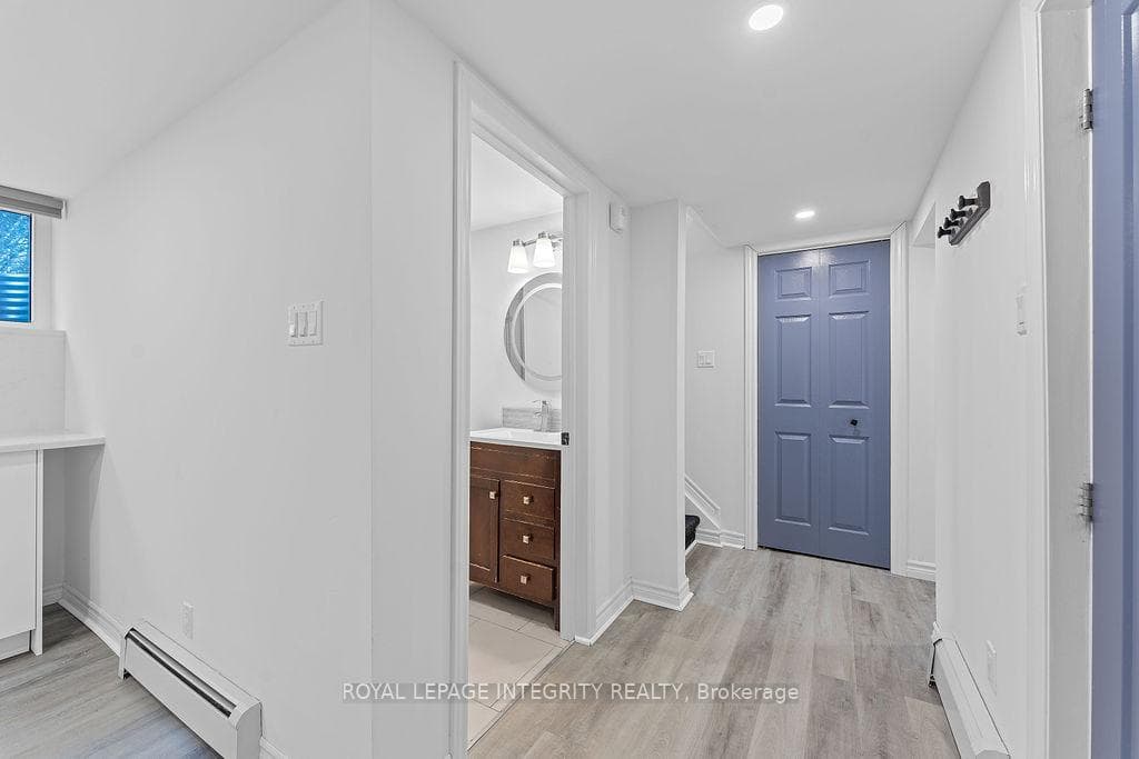 1105 FALAISE Road Unit B photo 8