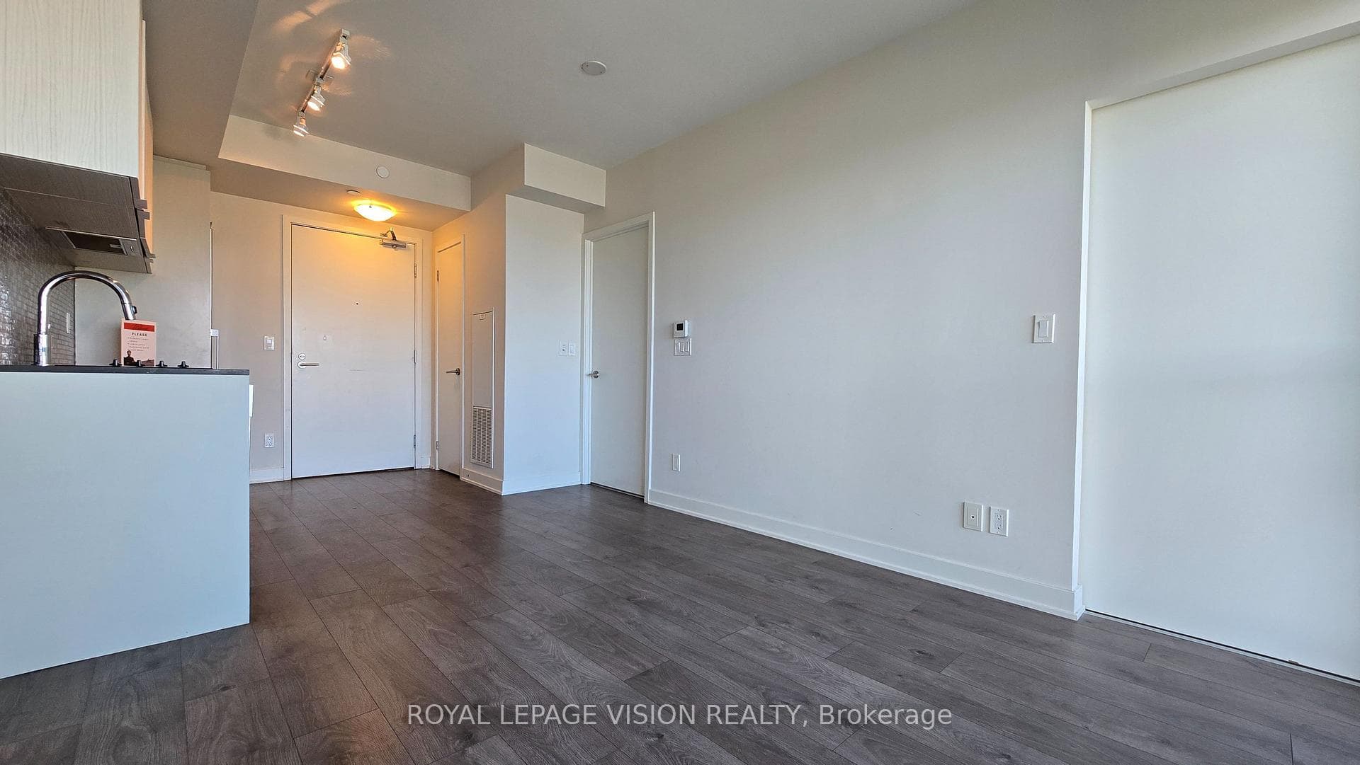 2 Sonic Way Unit 1909 photo 7