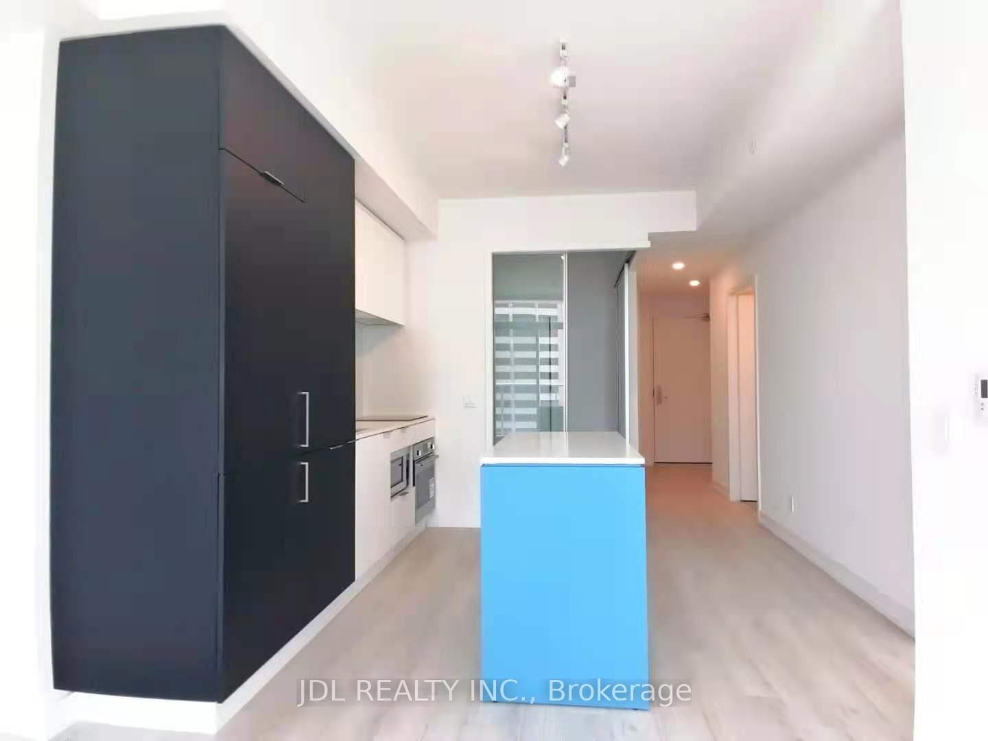 33 Helendale Avenue Unit 2804 photo 2