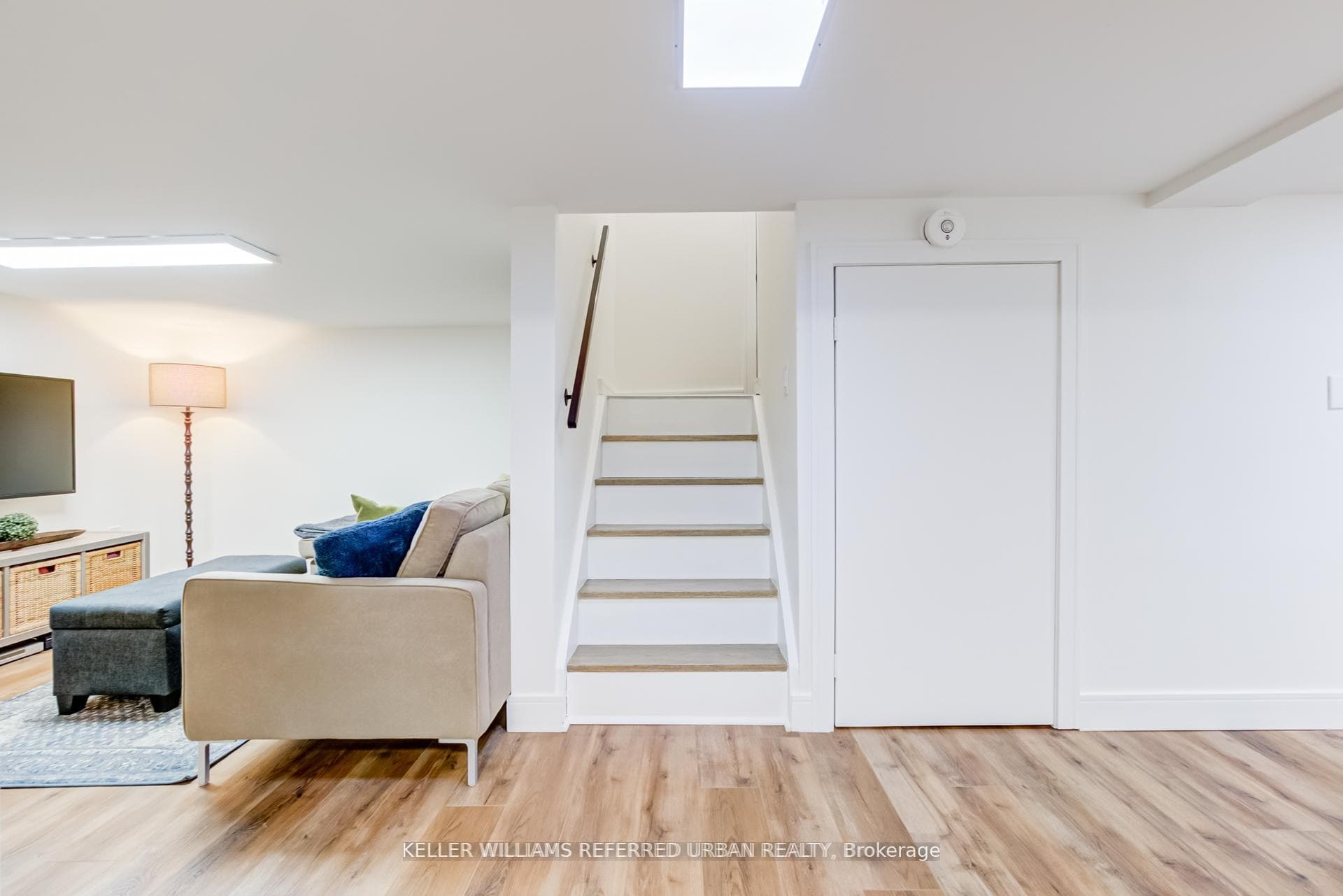 12 Wesley Avenue photo 38
