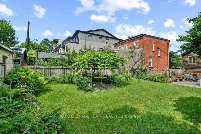 182 Fifth Avenue photo 13