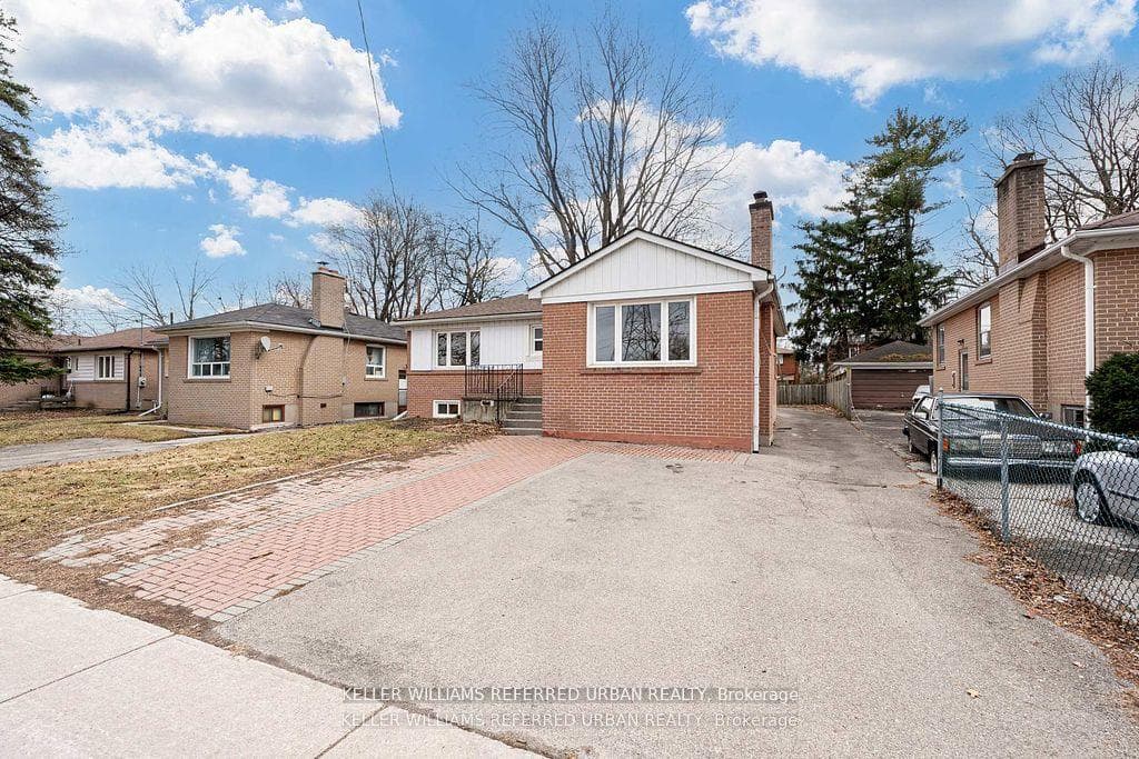 91 Bishop Avenue photo 2