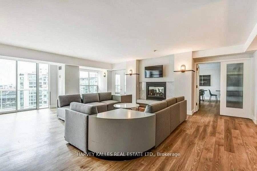 323 Richmond Street Unit 1405 photo 15