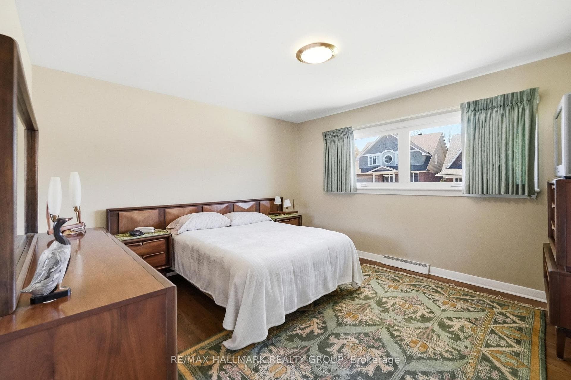 68 Corkstown Road photo 22
