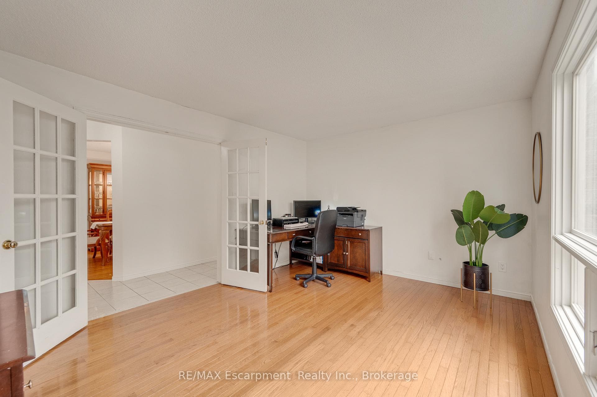 409 Jacqueline Boulevard photo 6