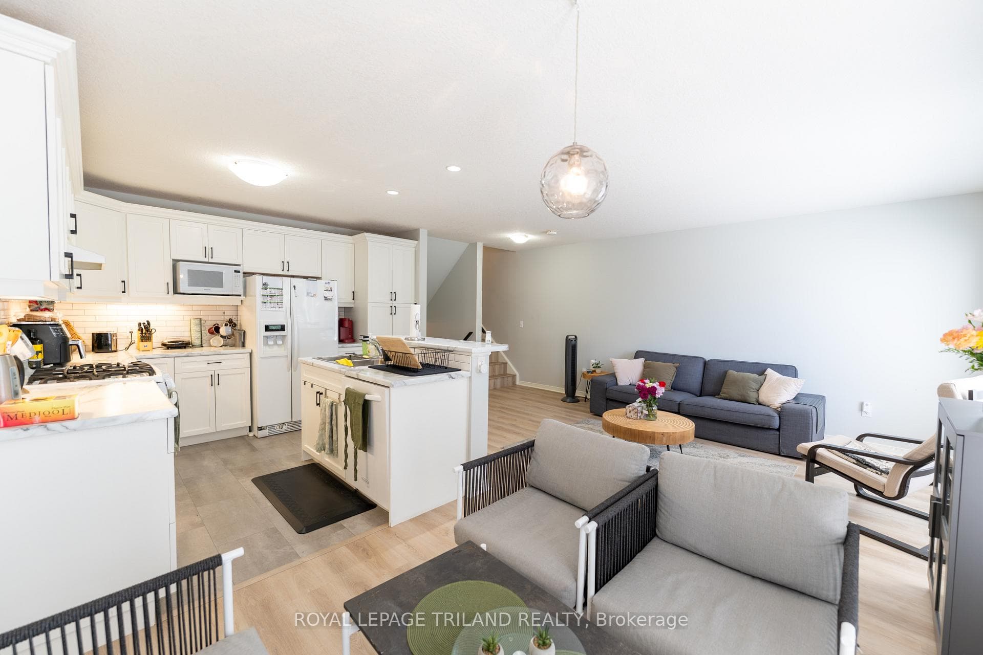 2153 NORTH ROUTLEDGE Park Unit 38 photo 12