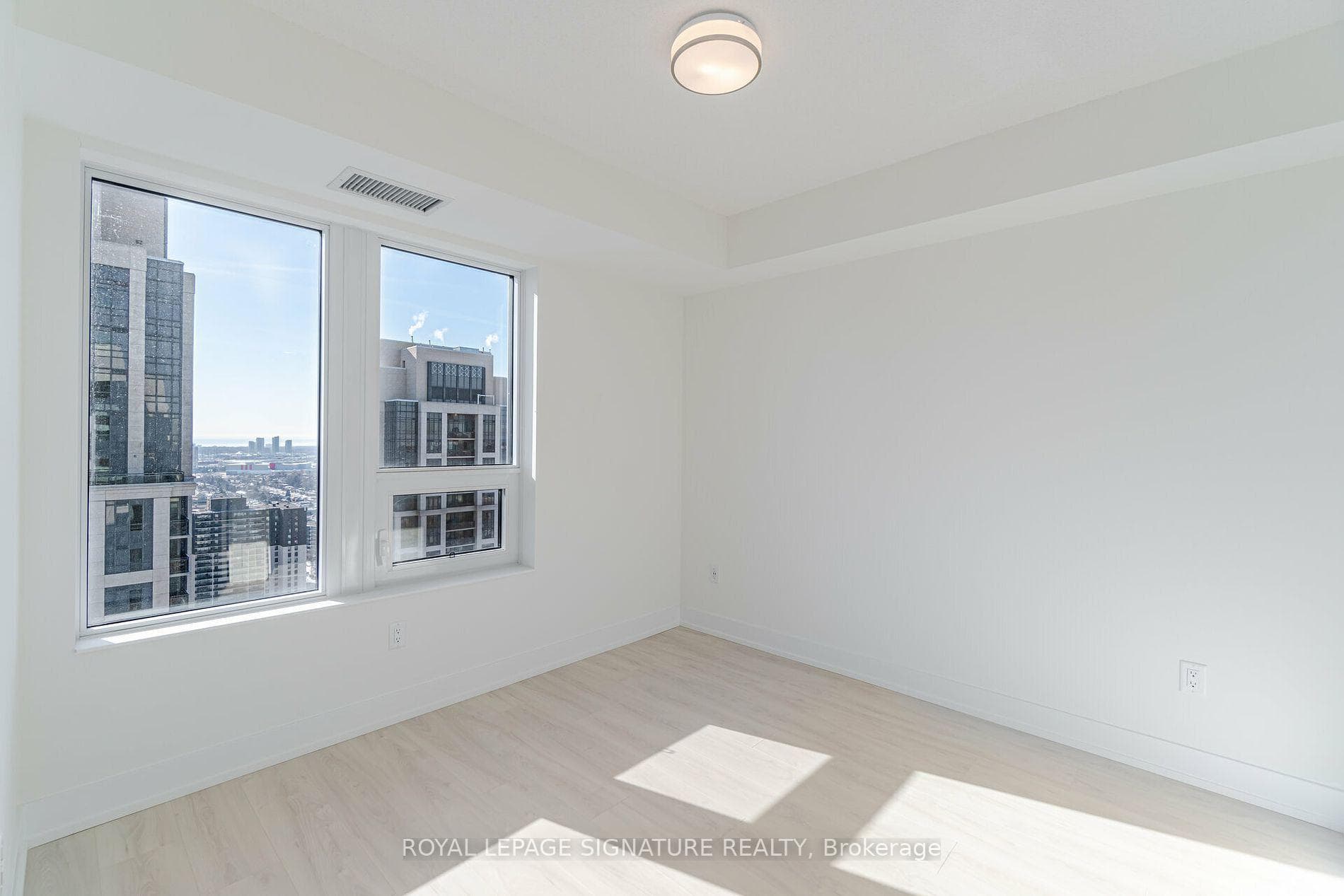10 Eva Road Unit 2701 photo 18