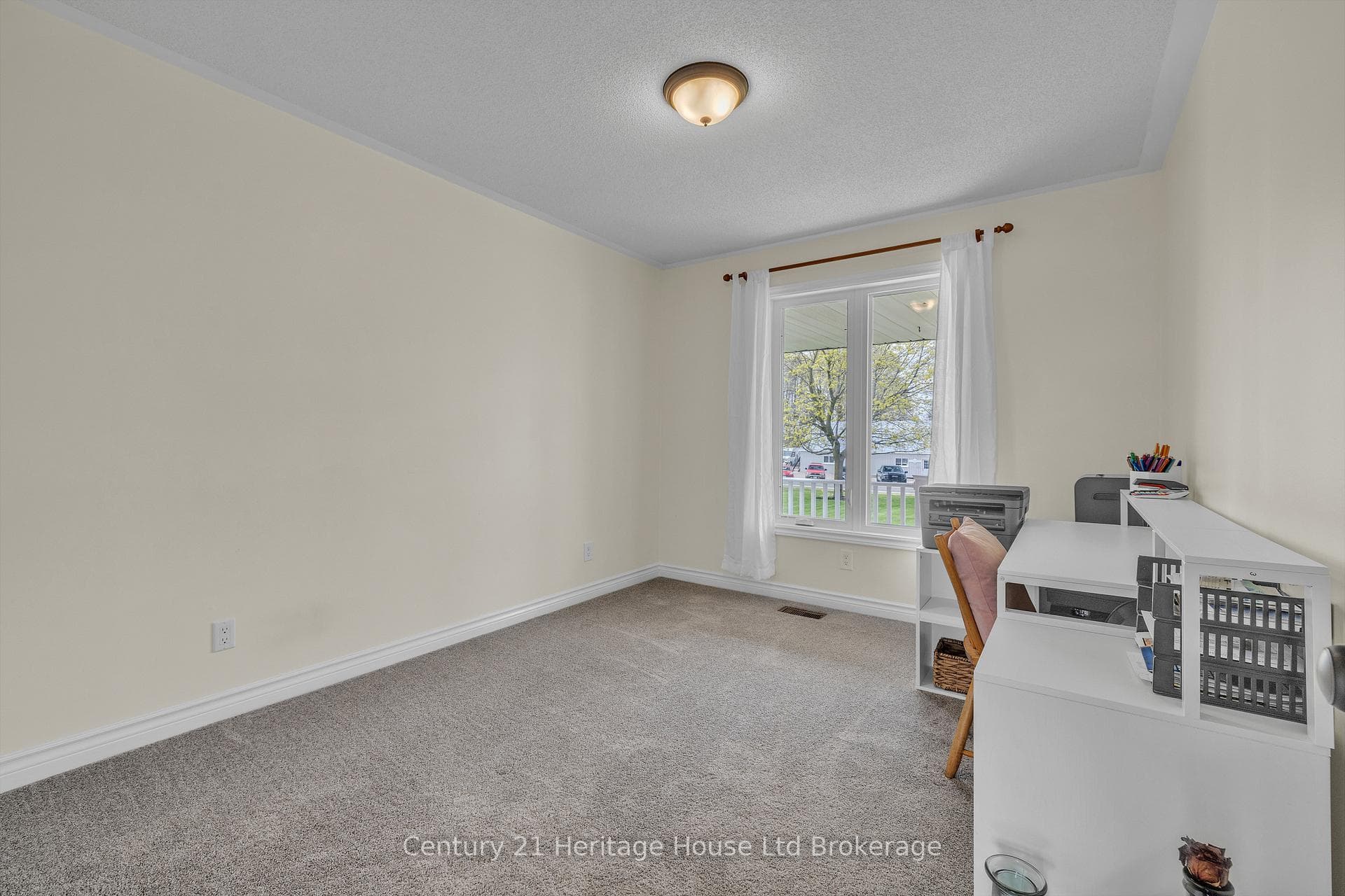 116 Baird Street photo 18