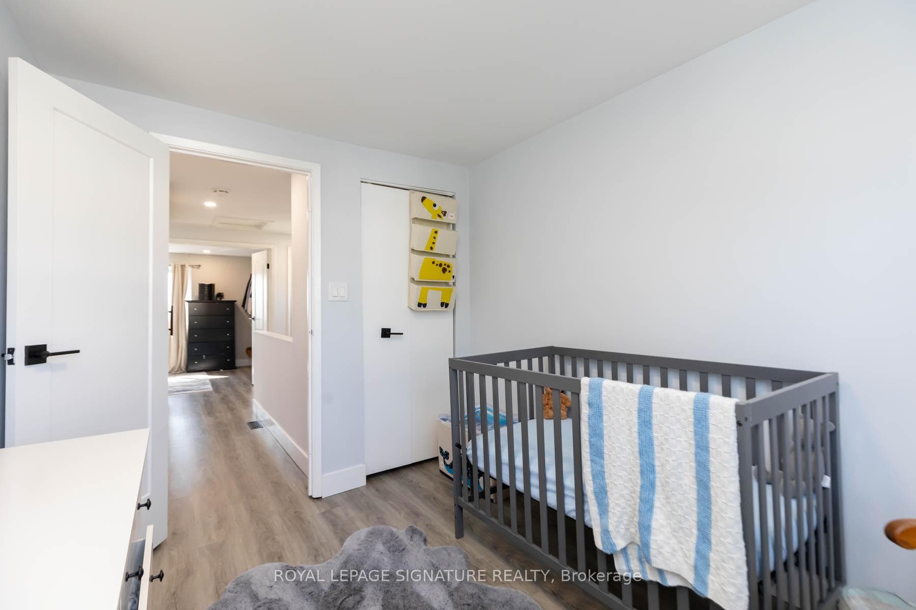 888 Southridge Street photo 22