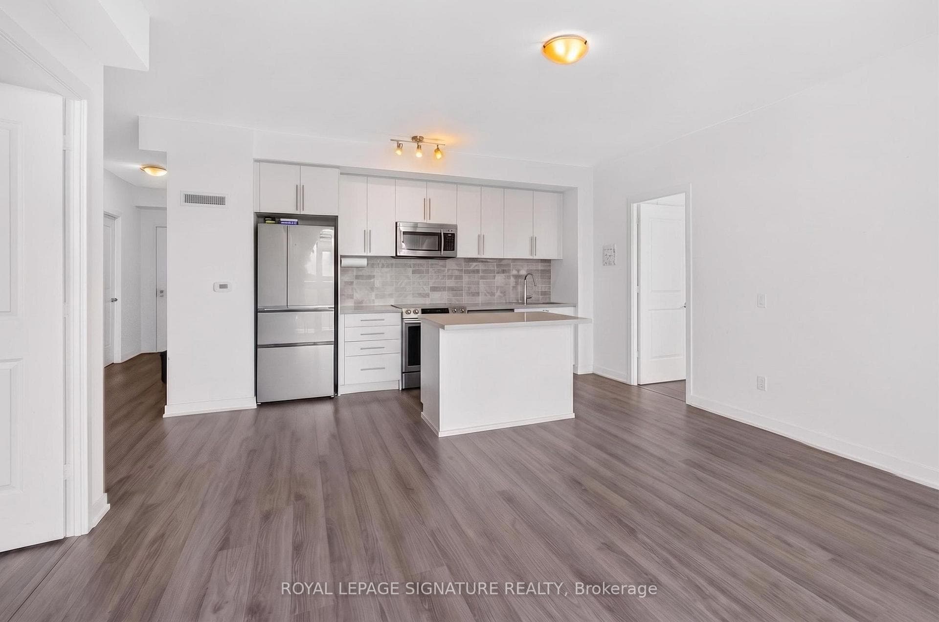 4699 Glen Erin Drive Unit 1504 photo 22