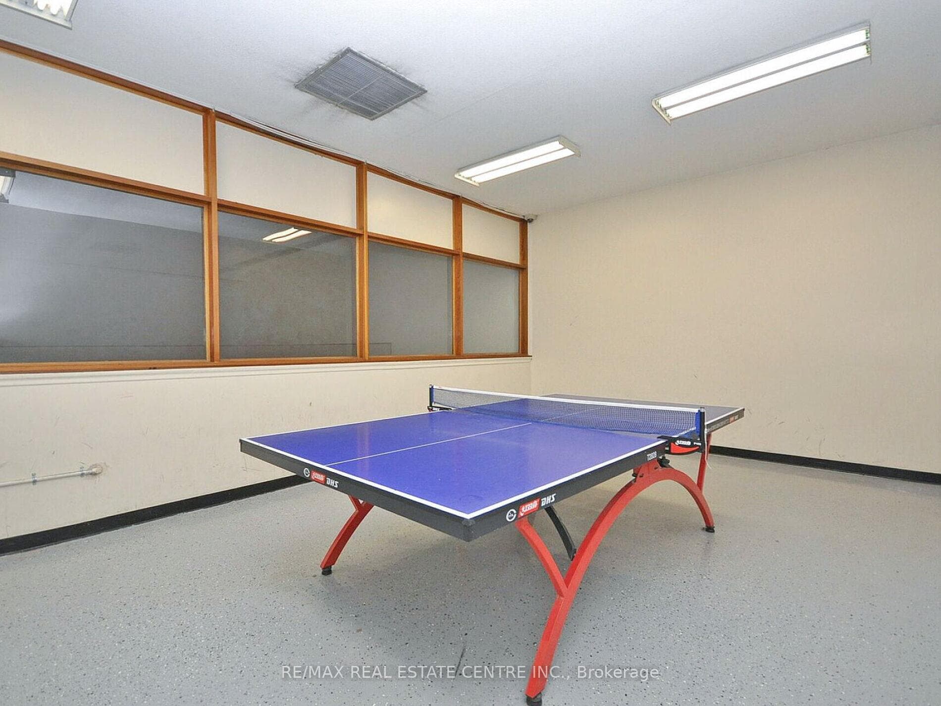 Table tennis