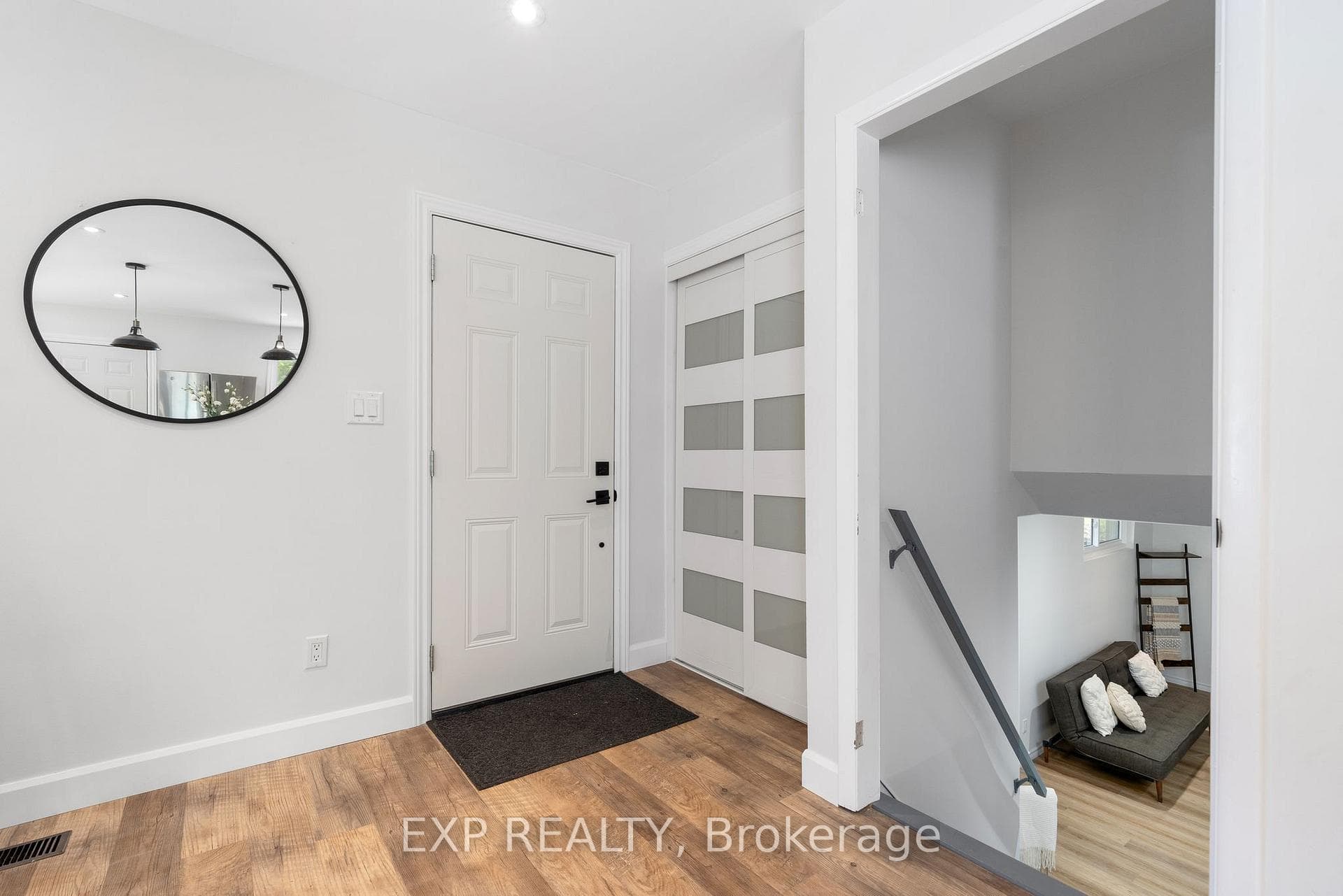 13481 Loyalist Parkway photo 5