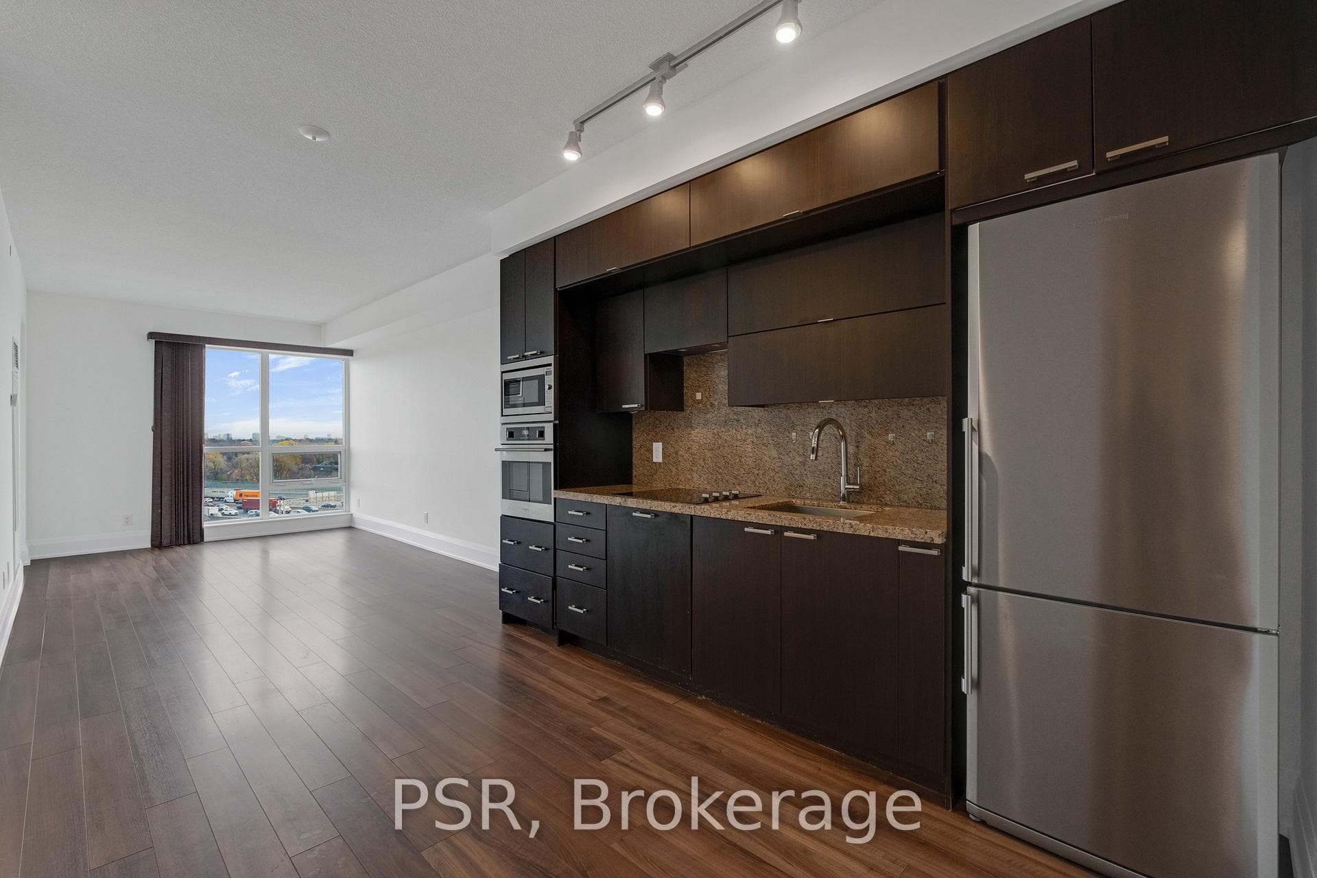 120 Harrison Garden Boulevard Unit 729 photo 3
