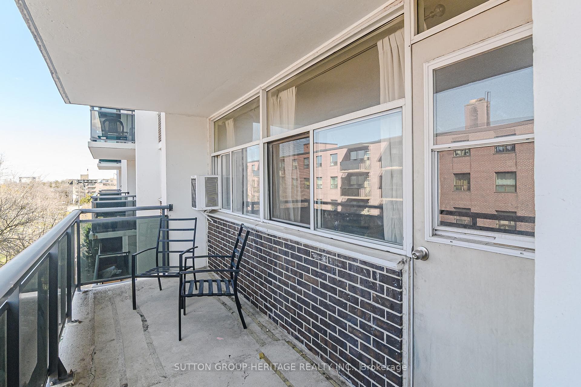 2245 Eglinton Avenue Unit 605 photo 27