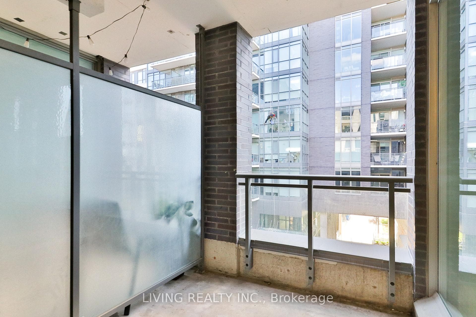 20 Gladstone Avenue Unit 417 photo 15