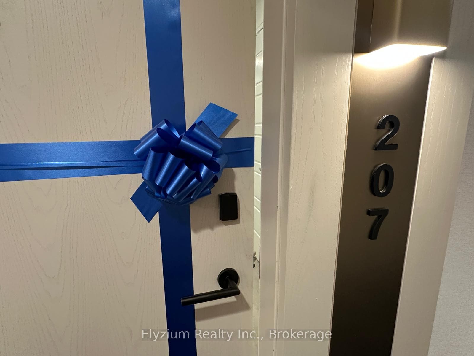3006 William Cutmore Boulevard Unit 207 photo 2