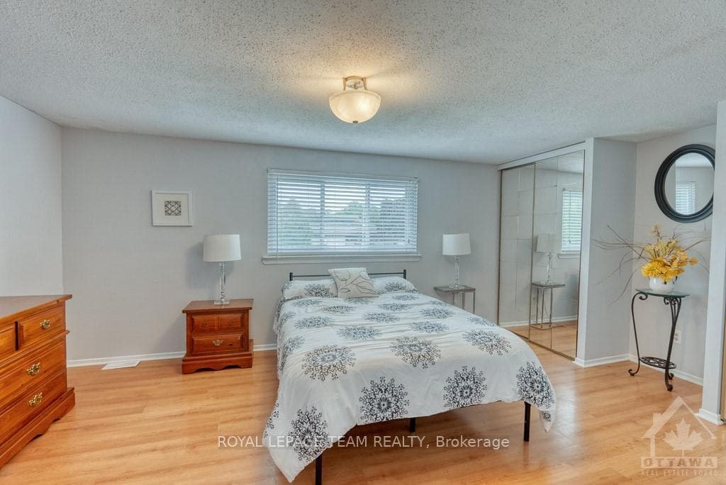 51 CASTLEFRANK Road photo 11