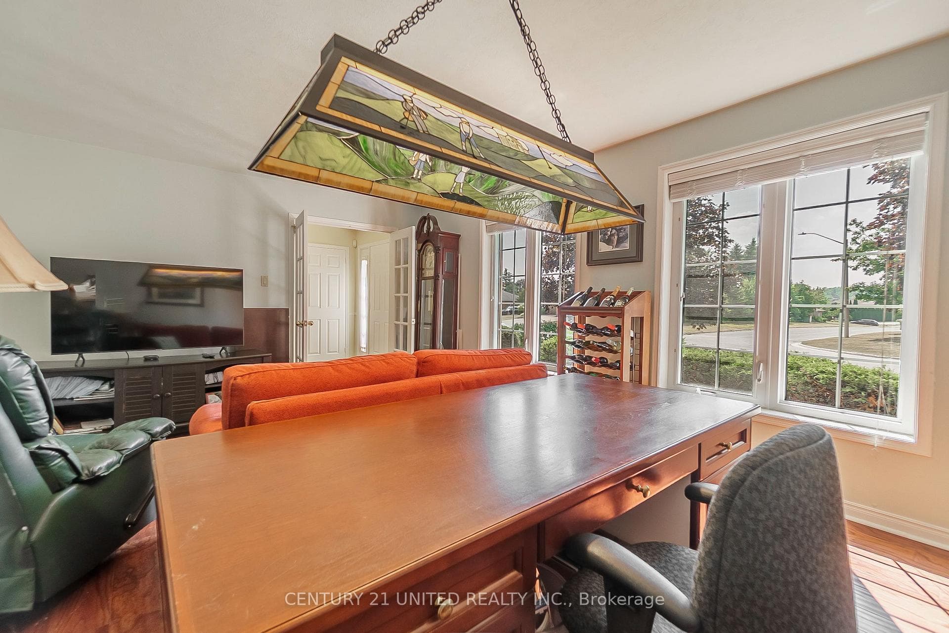1656 Champlain Drive photo 8