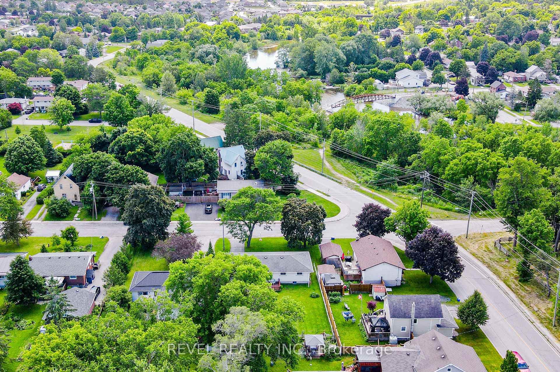 16 Riverview Road photo 37