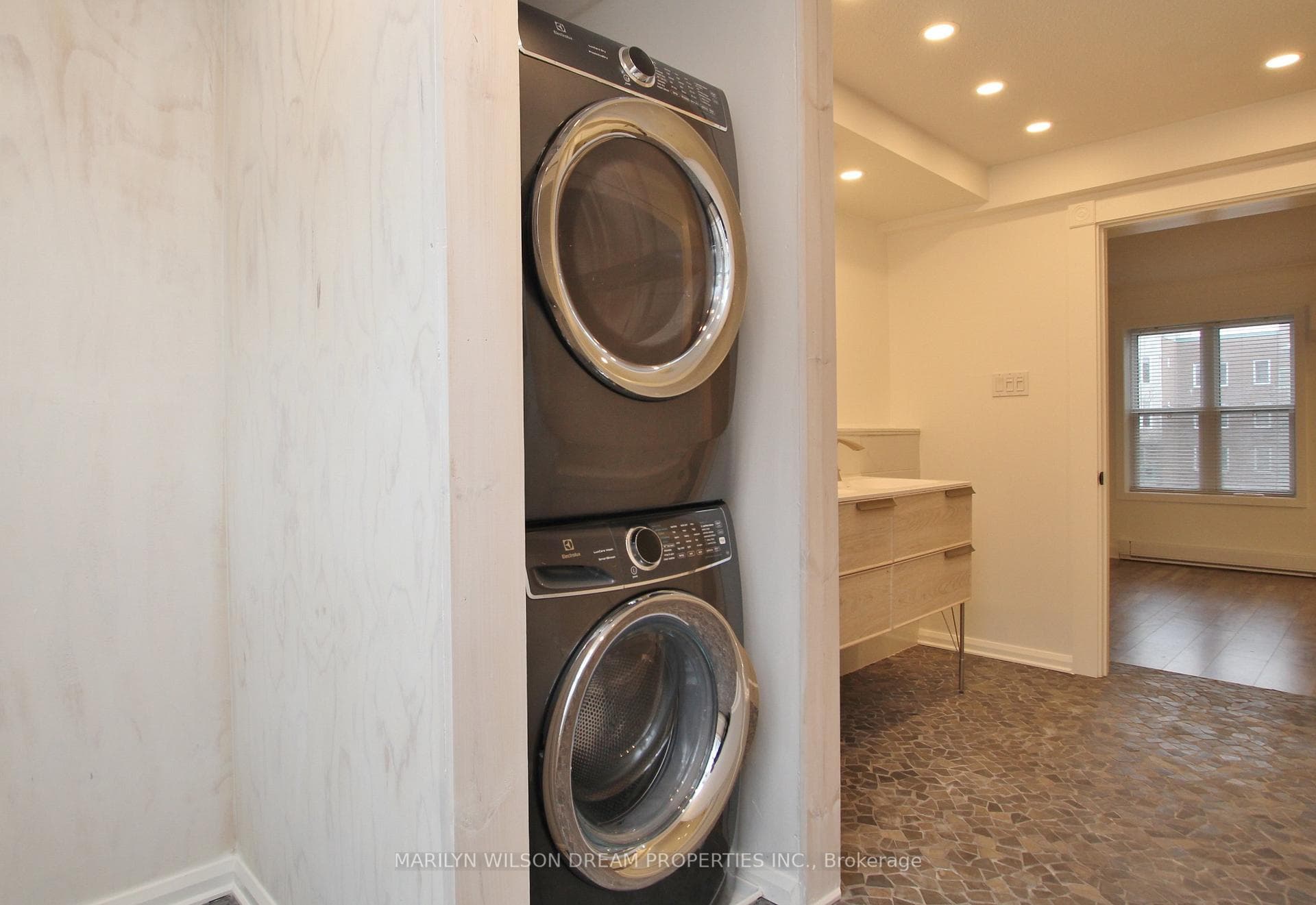 35 Donald Street Unit 3 photo 25
