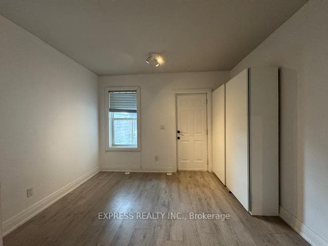 467 Keele Street Unit Main photo 17