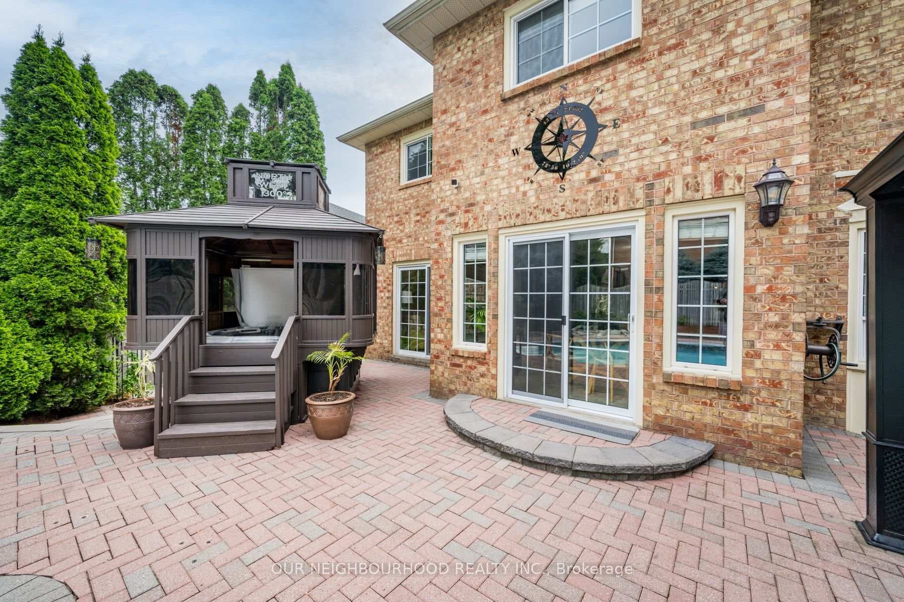 73 Fifewood Crescent photo 33
