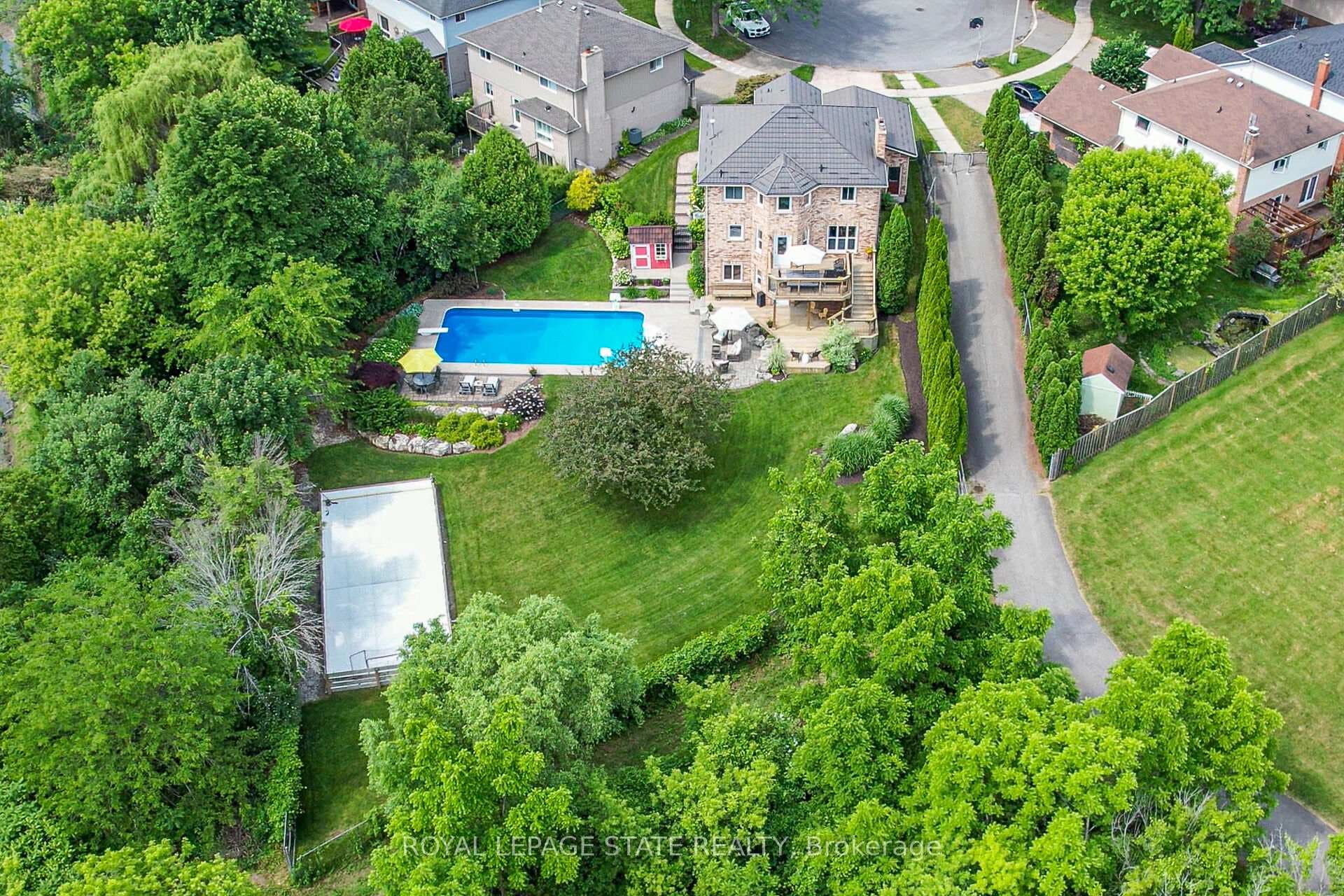 Country living in the city with 0.4 acres