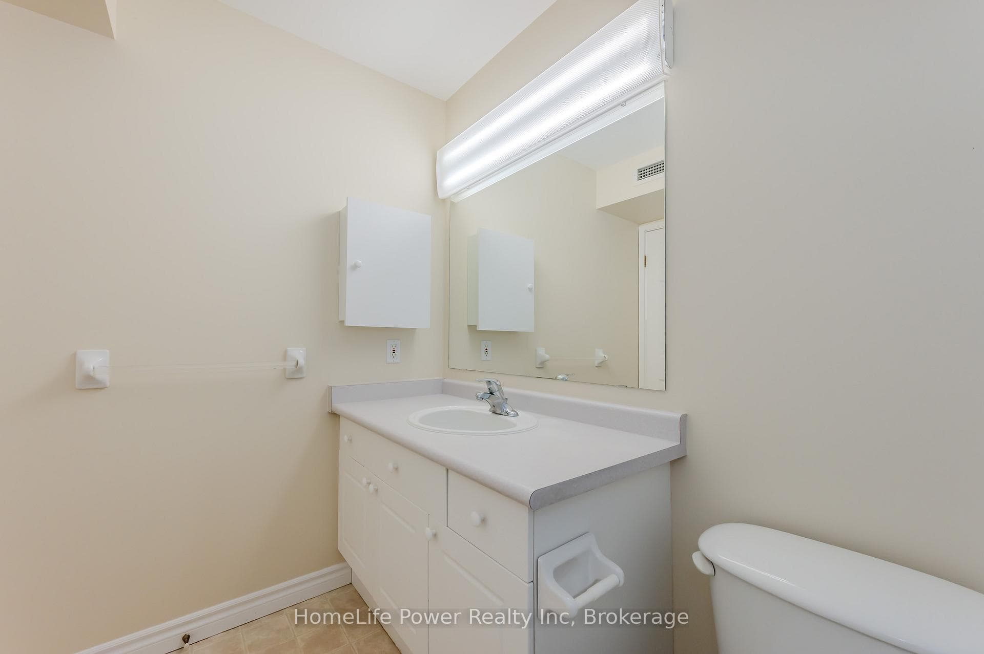 20 ST GEORGE Street Unit 506 photo 10