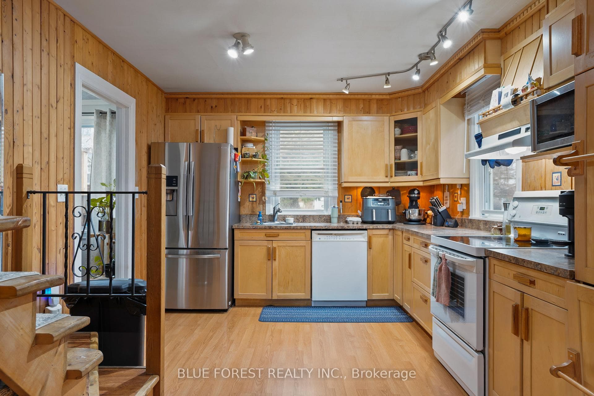 163 Shackleton Street photo 24
