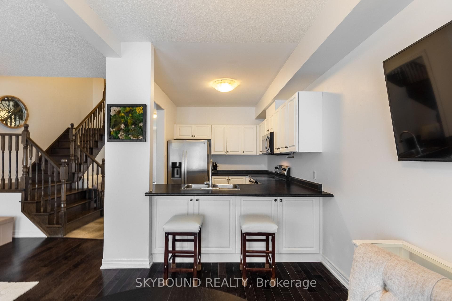 257 Carla Avenue Unit 12 photo 18