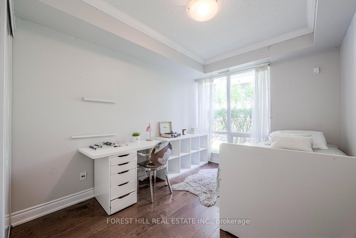 38 William Carson Crescent Unit 114 photo 29