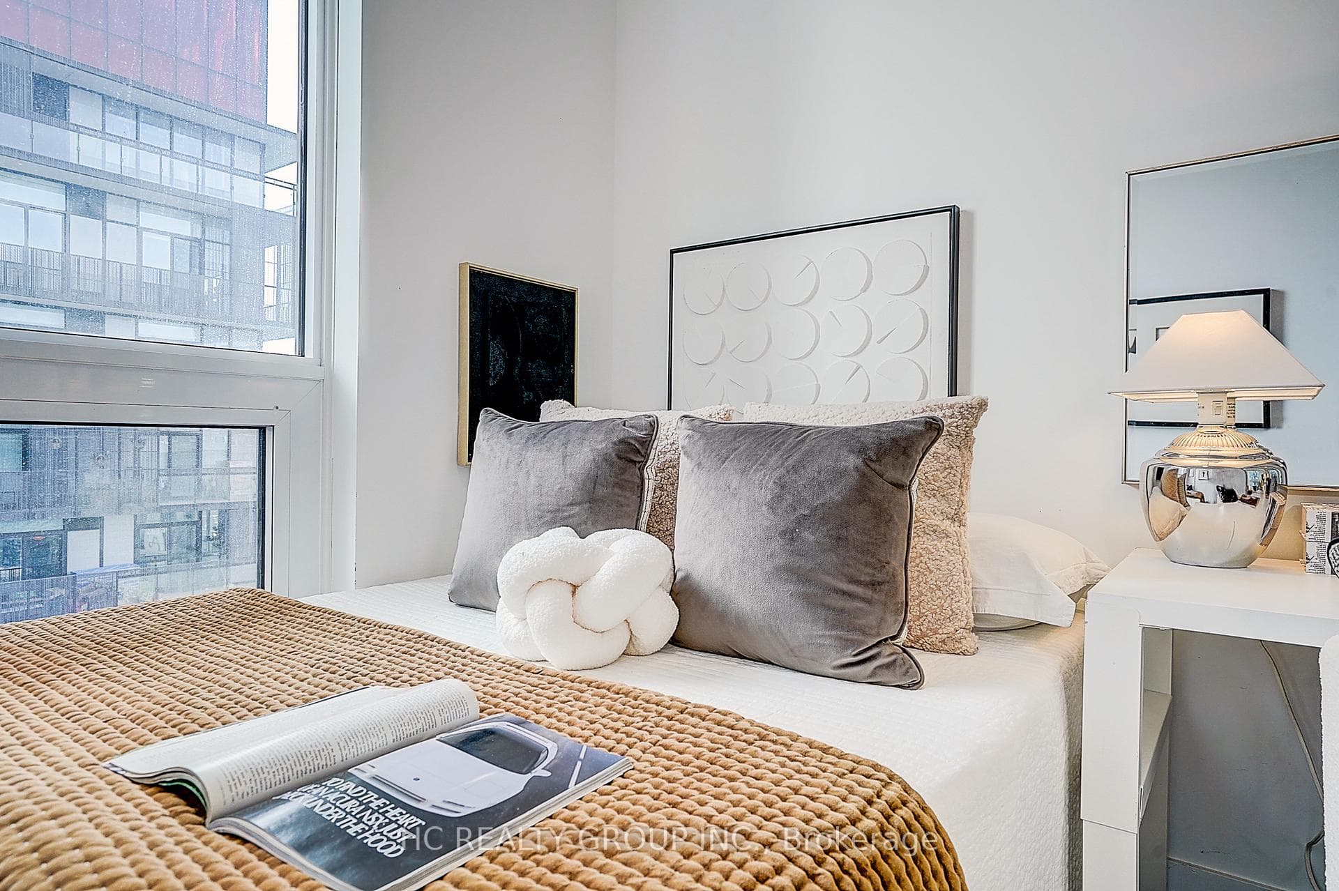 39 Roehampton Avenue Unit 3007 photo 28