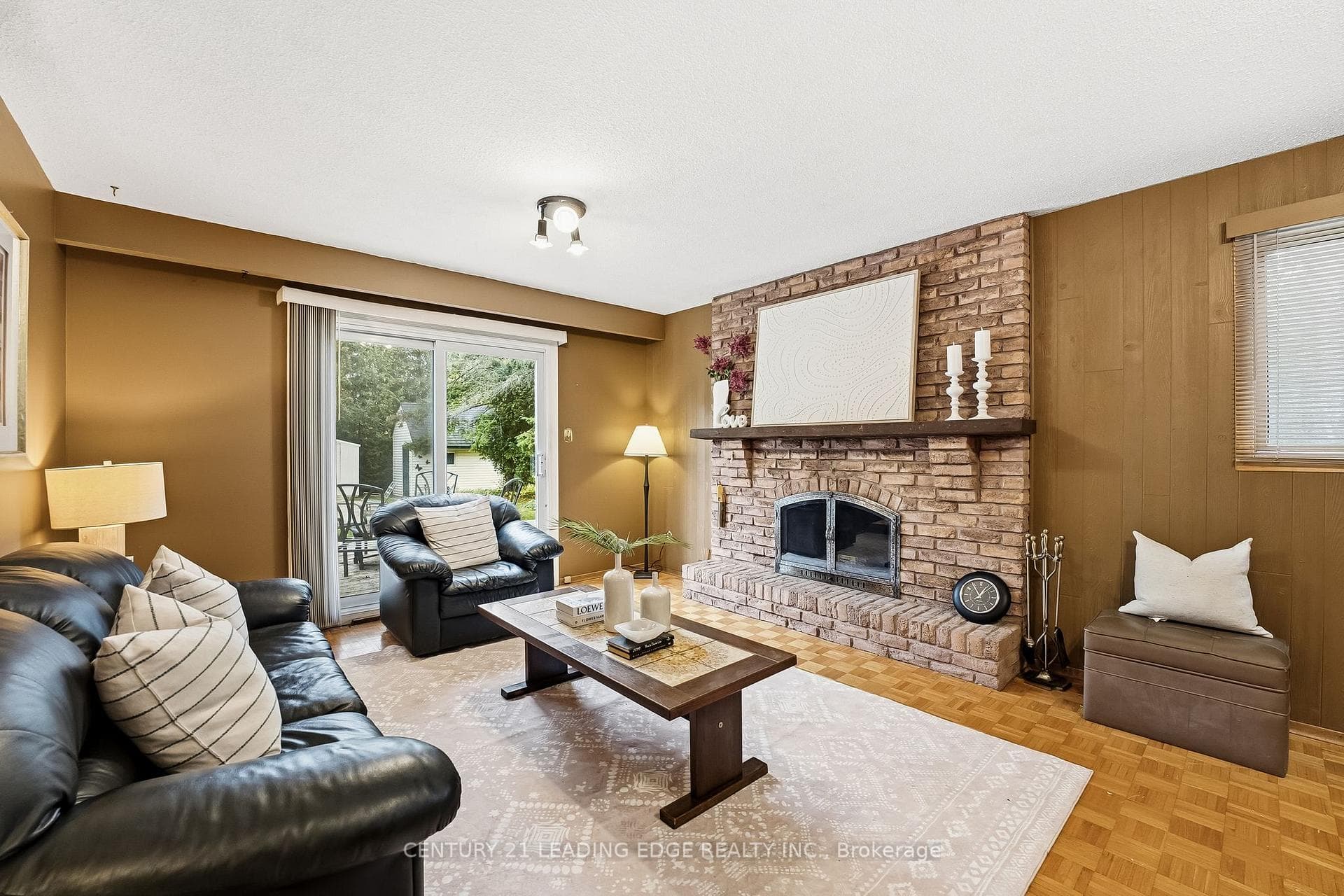 63 Lakeridge Road photo 29