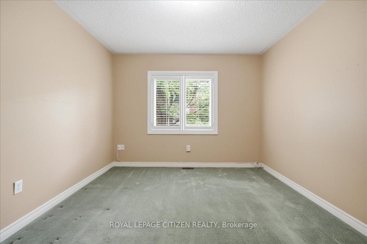255 Shaftsbury Avenue Unit 36 photo 37
