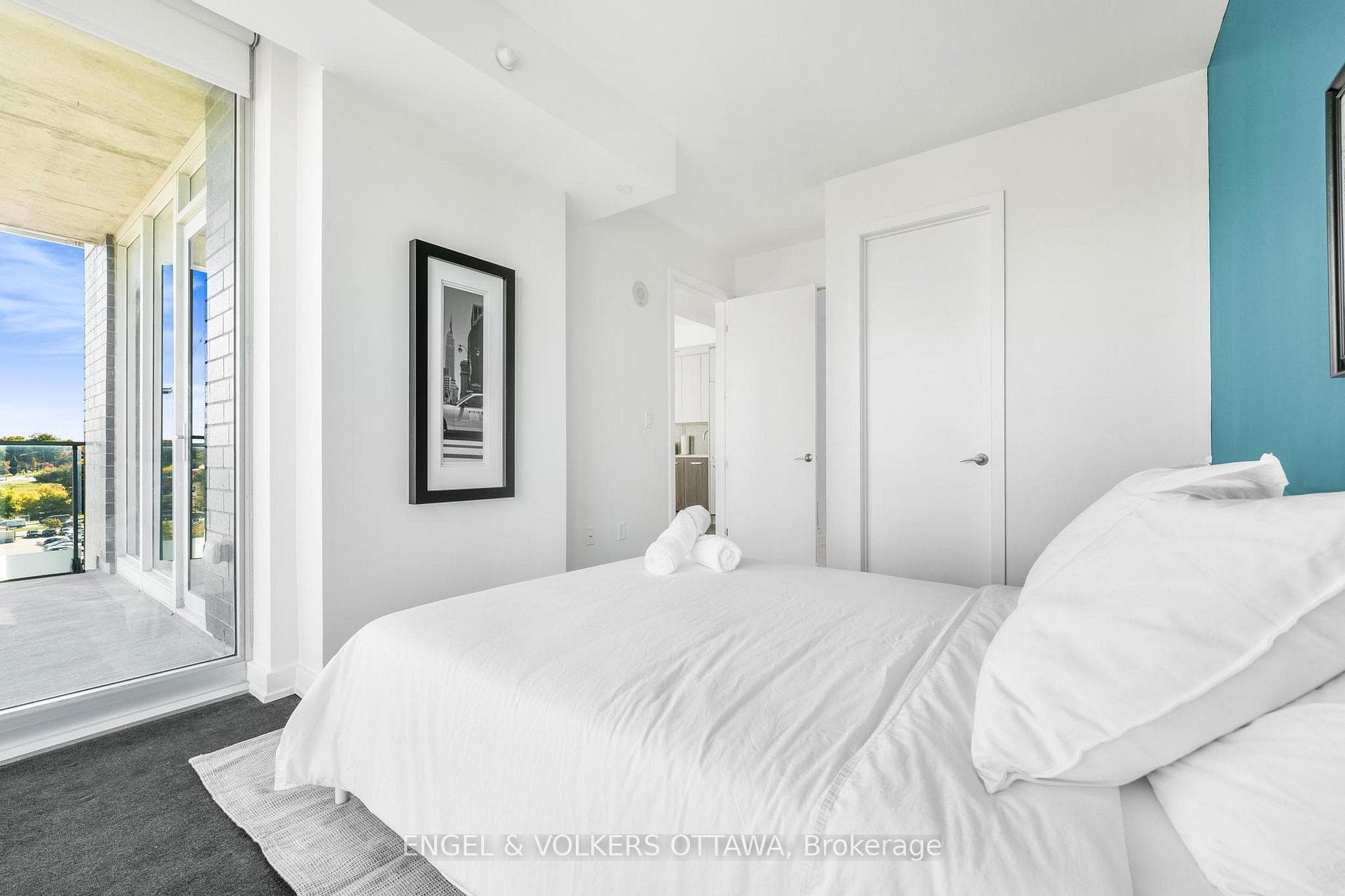 111 Champagne Avenue Unit 609 photo 21