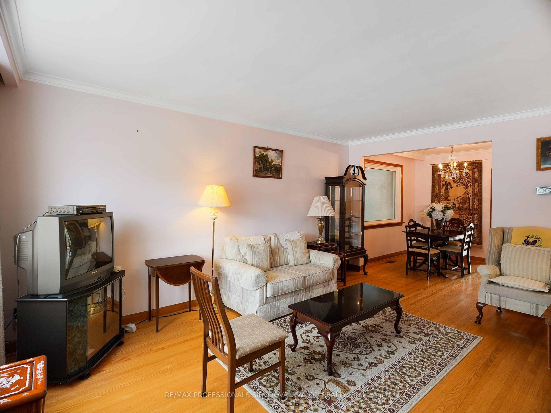 100 Beresford Avenue photo 3