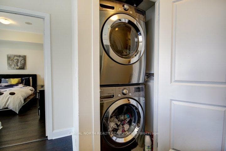 33 Shore Breeze Drive Unit 711 photo 18