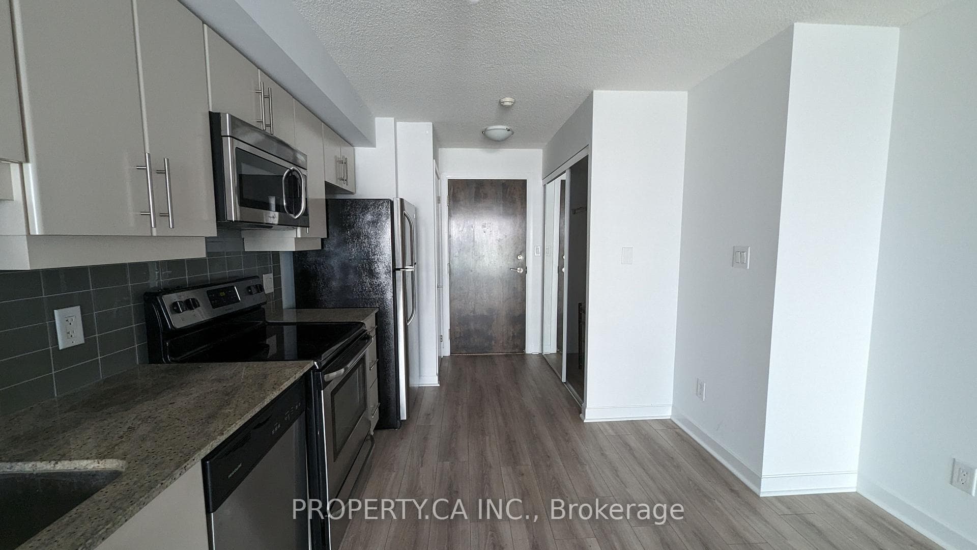 33 Bay Street Unit 1501 photo 6