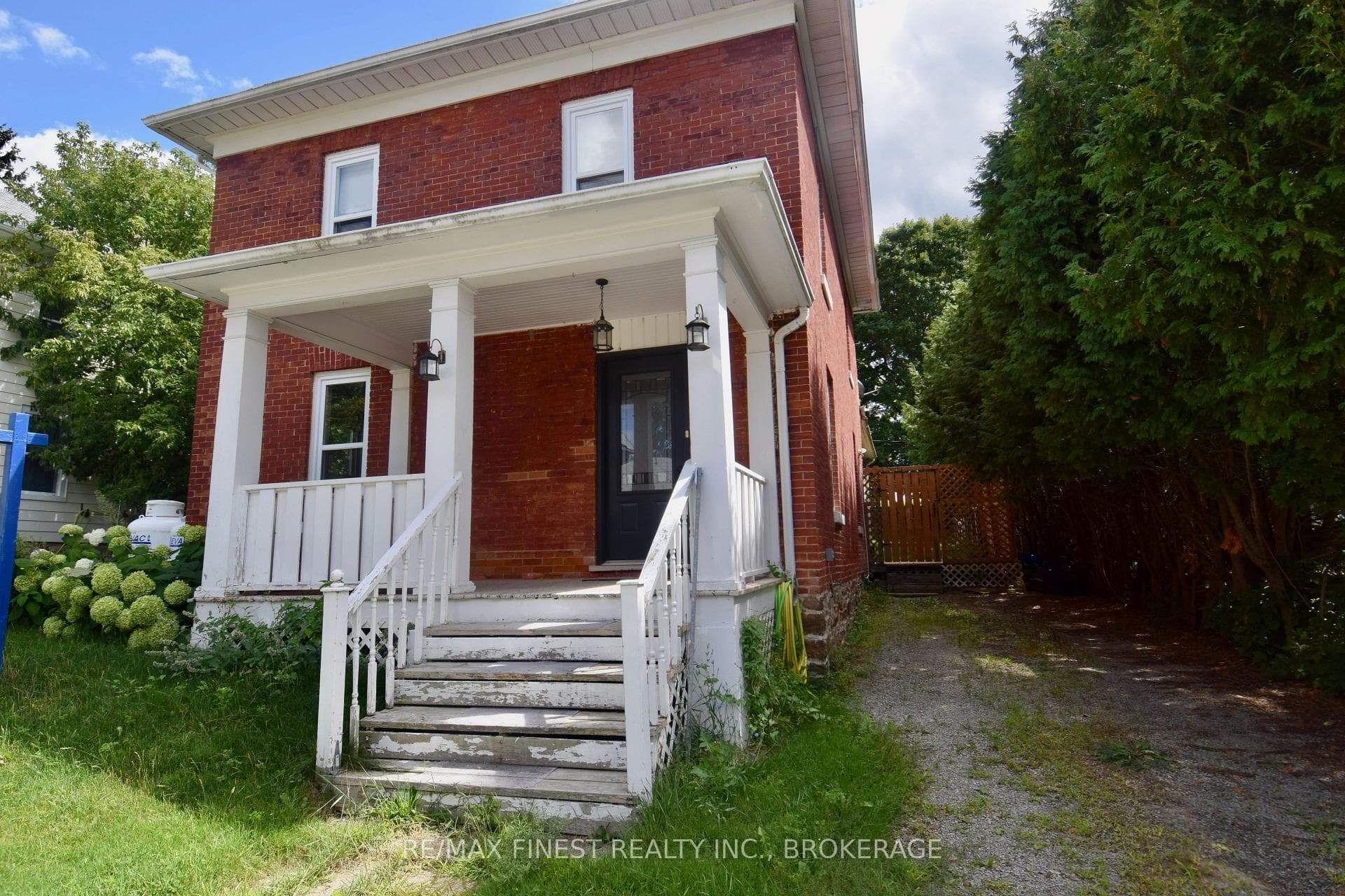 36 William Street photo 1